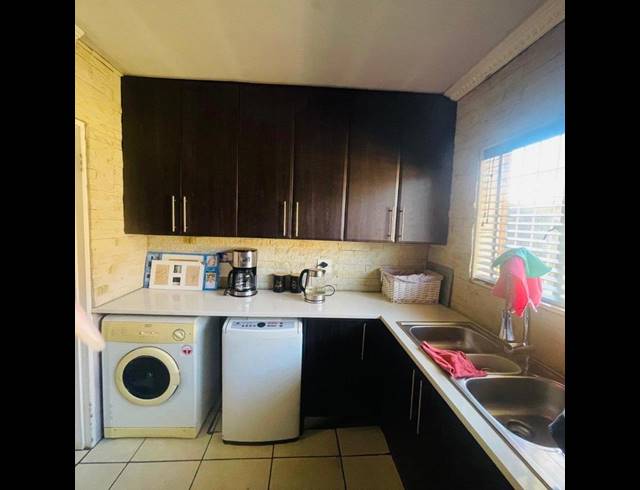 3 BEDROOM HOUSE FOR SALE IN DALPARK EXT 11